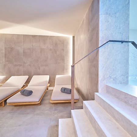 Portobay Flores Exteriér fotografie The spa at The Westin Palace, Madrid